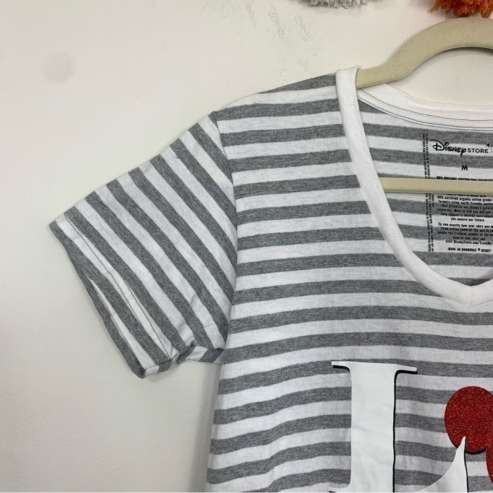 Disney White Gray Stripe Love Graphic T-Shirt Size Medium - Picture 5 of 9